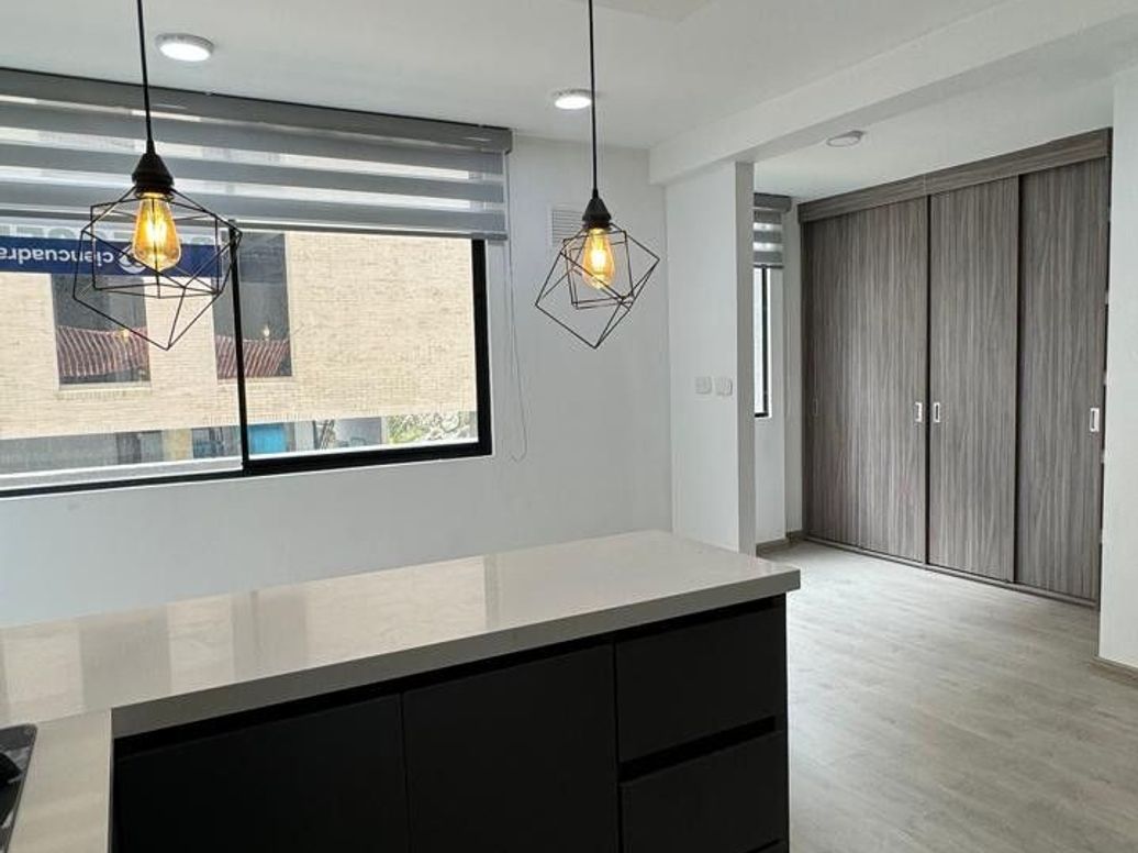 Apartamento de 1 alcoba en venta en El Plan, Bogotá, 35 m² · foto 10 de 15