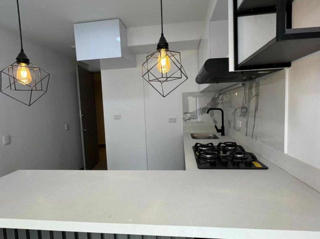 Apartamento de 1 alcoba en venta en El Plan, Bogotá, 35 m² · foto 9 de 15