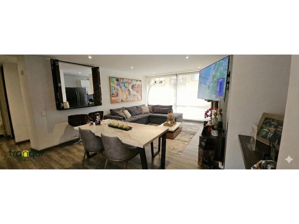 Apartamento de 3 alcobas en venta en Bella Suiza, Bogotá, 118 m² · foto 2 de 15