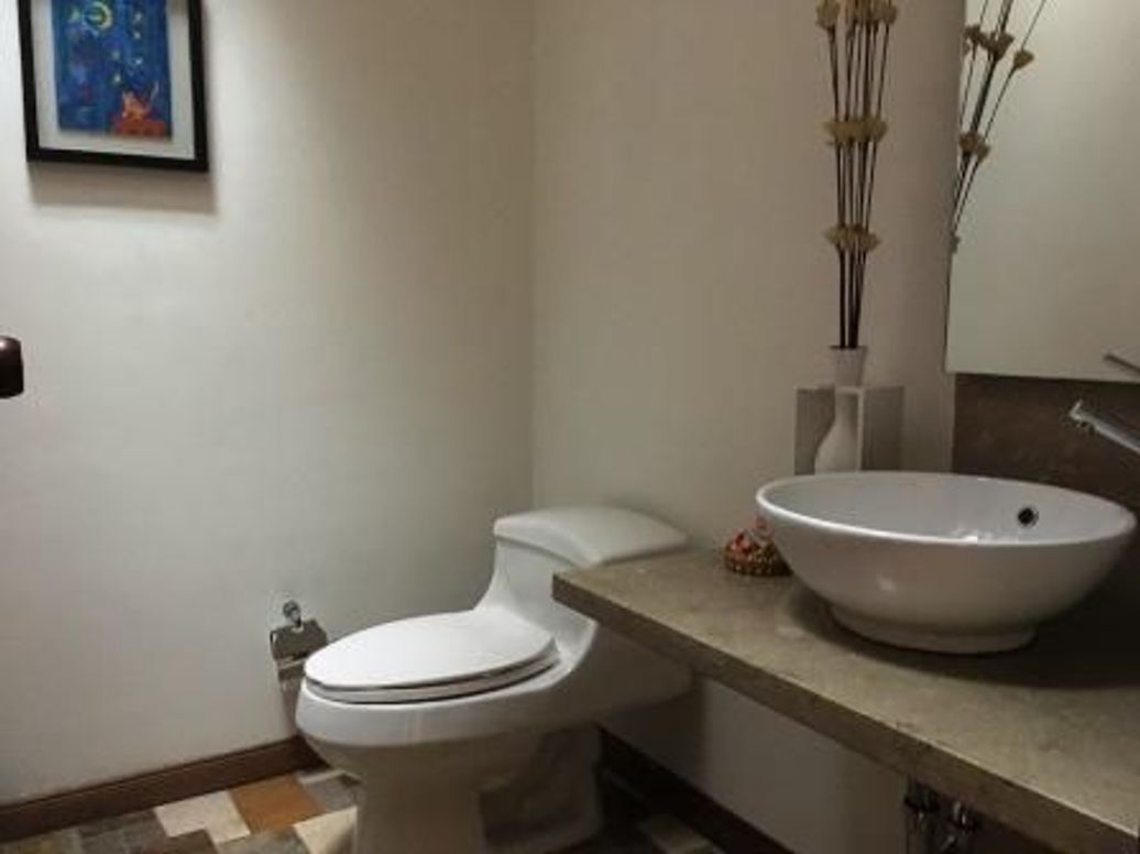 Apartamento de 3 alcobas en arriendo en El Nogal - Edif Nogal, Bogotá, 170 m² · foto 3 de 8
