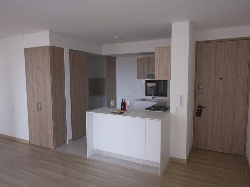 Apartamento de 2 alcobas en venta en Montevideo, Bogotá, 65 m² · foto 4 de 20
