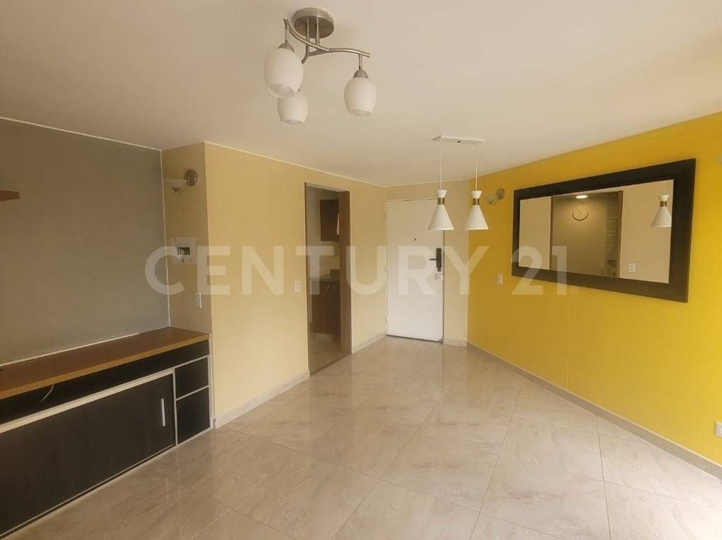 ARRIENDO DE HERMOSO APARTAMENTO EN GRAN GRANADA en Gran Granada