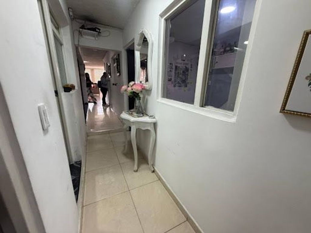 Casa de 5 alcobas en venta en Los Sauces, Bogotá, 414 m² · foto 13 de 20