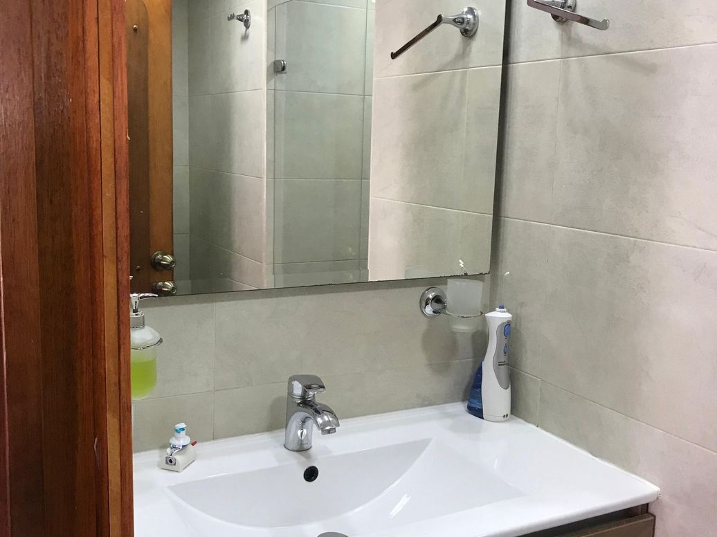 Casa de 5 alcobas en venta en Cedro Narvaez, Bogotá, 220 m² · foto 5 de 20
