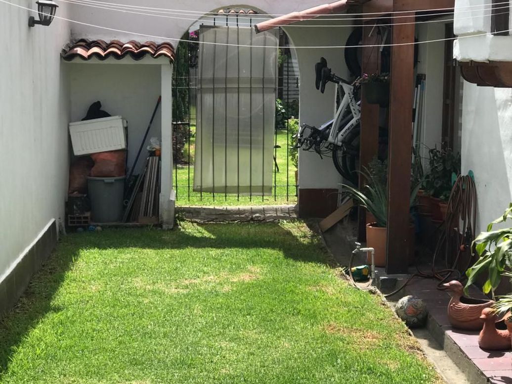 Casa de 5 alcobas en venta en Cedro Narvaez, Bogotá, 220 m² · foto 14 de 20