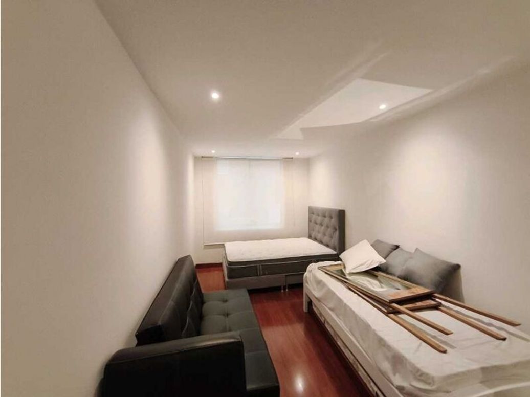 Apartamento de 3 alcobas en venta en Santa Barbara Central, Bogotá, 176 m² · foto 12 de 20