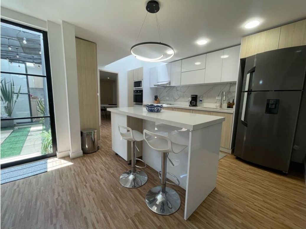 Casa de 3 alcobas en venta en Caobos Salazar, Bogotá, 224 m² · foto 19 de 20