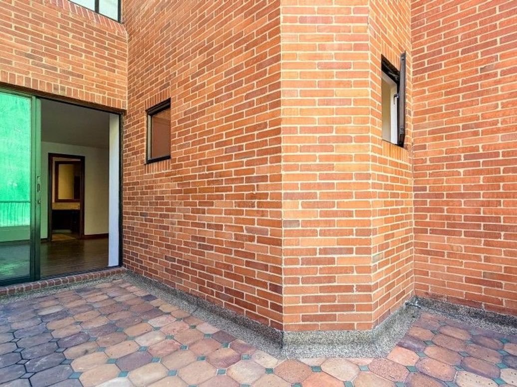 Apartamento de 4 alcobas en venta en Cerros De Santa Barbara, Bogotá, 400 m² · foto 15 de 20