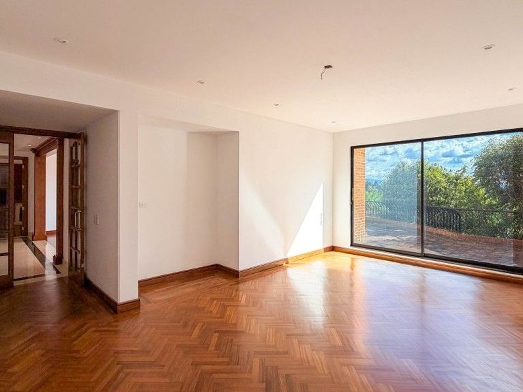 Apartamento de 4 alcobas en venta en Cerros De Santa Barbara, Bogotá, 400 m² · foto 7 de 20