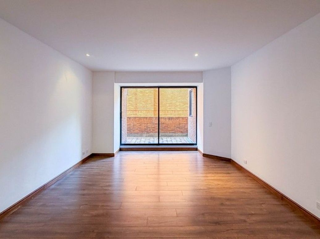 Apartamento de 4 alcobas en venta en Cerros De Santa Barbara, Bogotá, 400 m² · foto 12 de 20