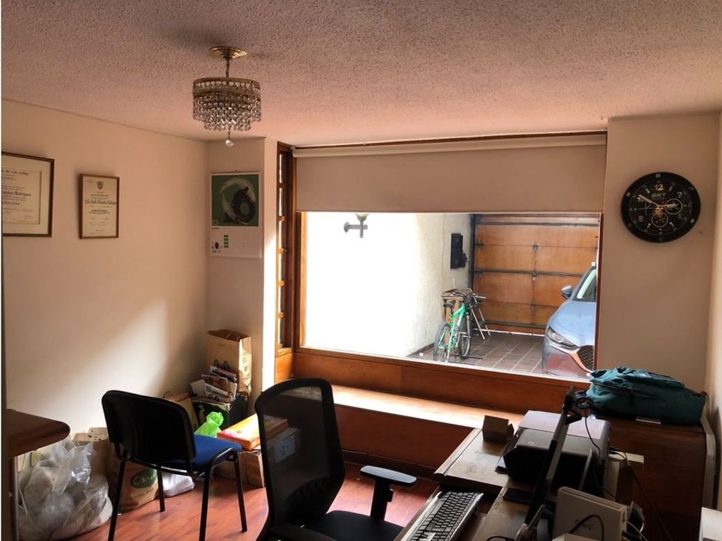 Casa de 5 alcobas en venta en San Patricio, Bogotá, 318 m² · foto 7 de 20