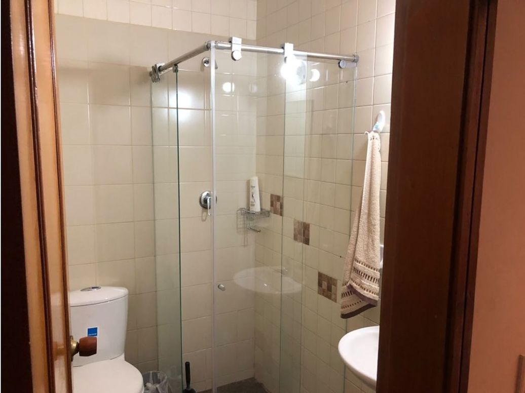 Casa de 5 alcobas en venta en San Patricio, Bogotá, 318 m² · foto 6 de 20