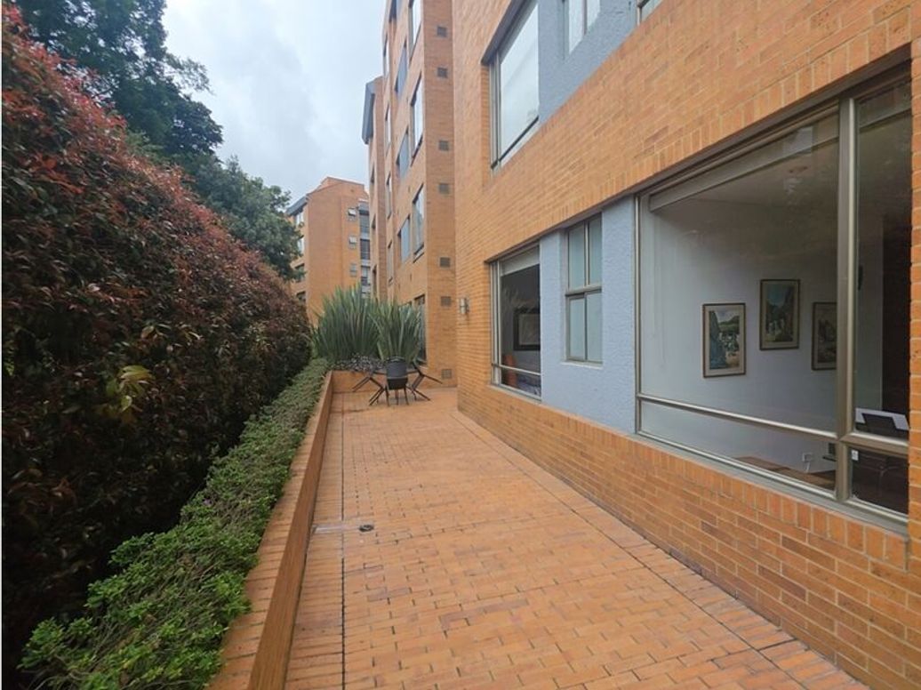 Apartamento de 3 alcobas en venta en Suba Naranjos, Bogotá, 192 m² · foto 4 de 20