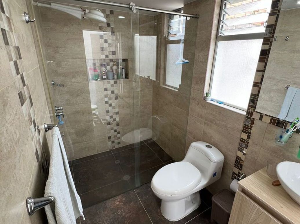 Casa de 4 alcobas en venta en Carvajal, Bogotá, 175 m² · foto 4 de 16