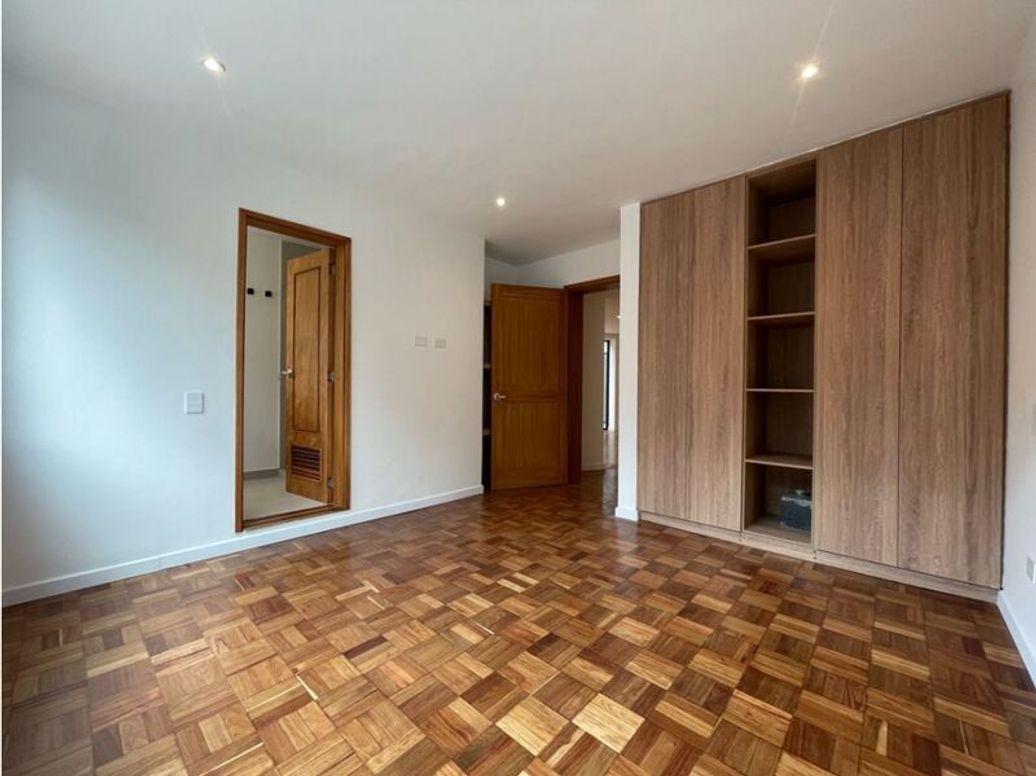 Apartamento de 3 alcobas en venta en Bellavista, Bogotá, 250 m² · foto 10 de 20