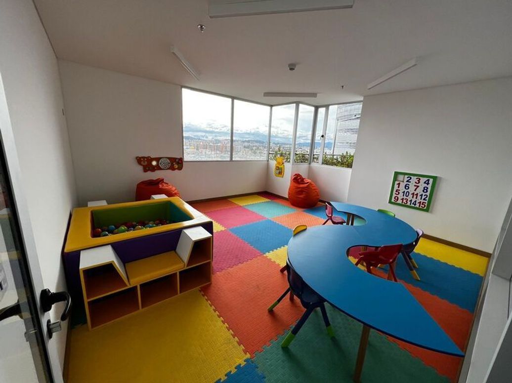 Apartamento de 3 alcobas en venta en A.S.D., Bogotá, 143 m² · foto 17 de 18