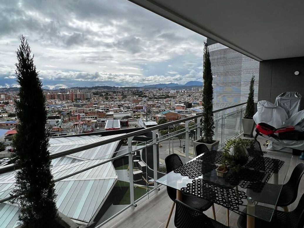 Apartamento de 3 alcobas en venta en A.S.D., Bogotá, 143 m² · foto 4 de 18