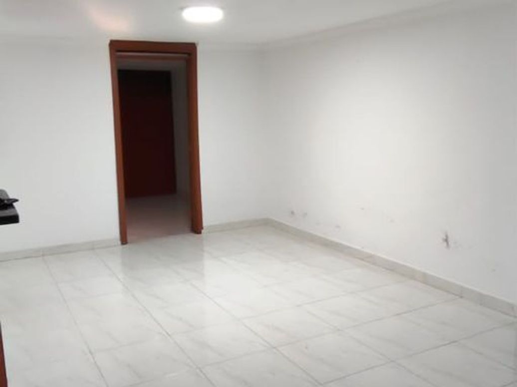 Casa de 5 alcobas en venta en Pastrana, Bogotá, 187 m² · foto 18 de 20