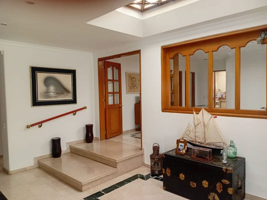 Apartamento de 4 alcobas en venta en Santa Barbara Alta, Bogotá, 390 m² · foto 16 de 20