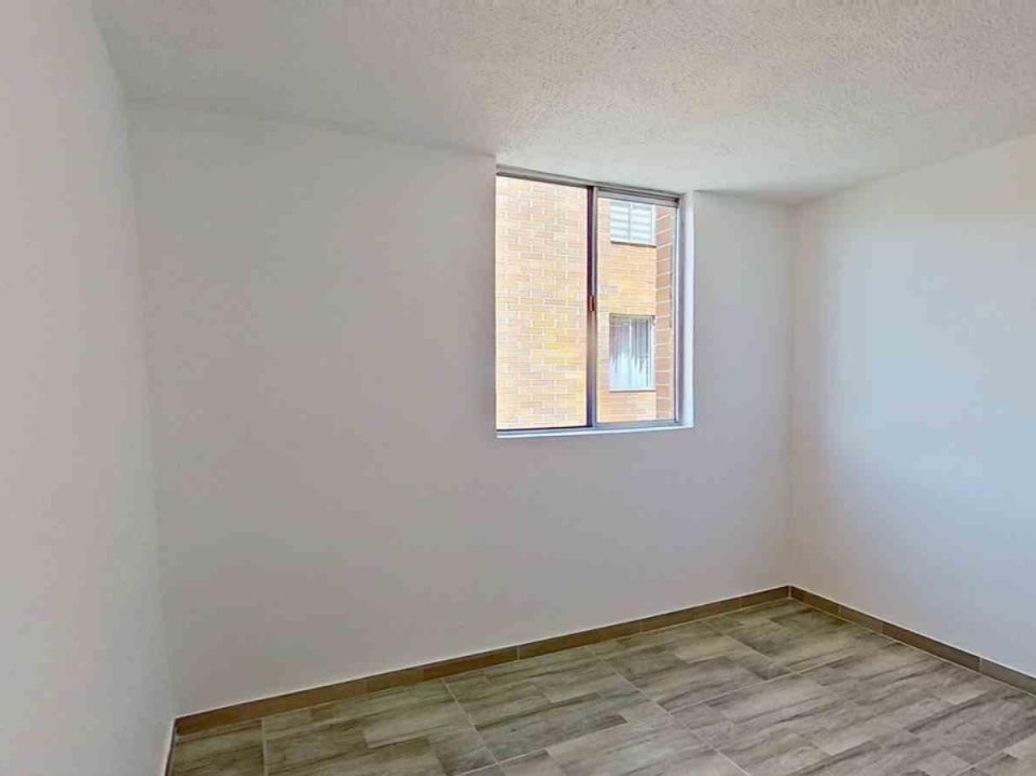Apartamento de 2 alcobas en venta en Engativá, Bogotá, 49 m² · foto 11 de 16