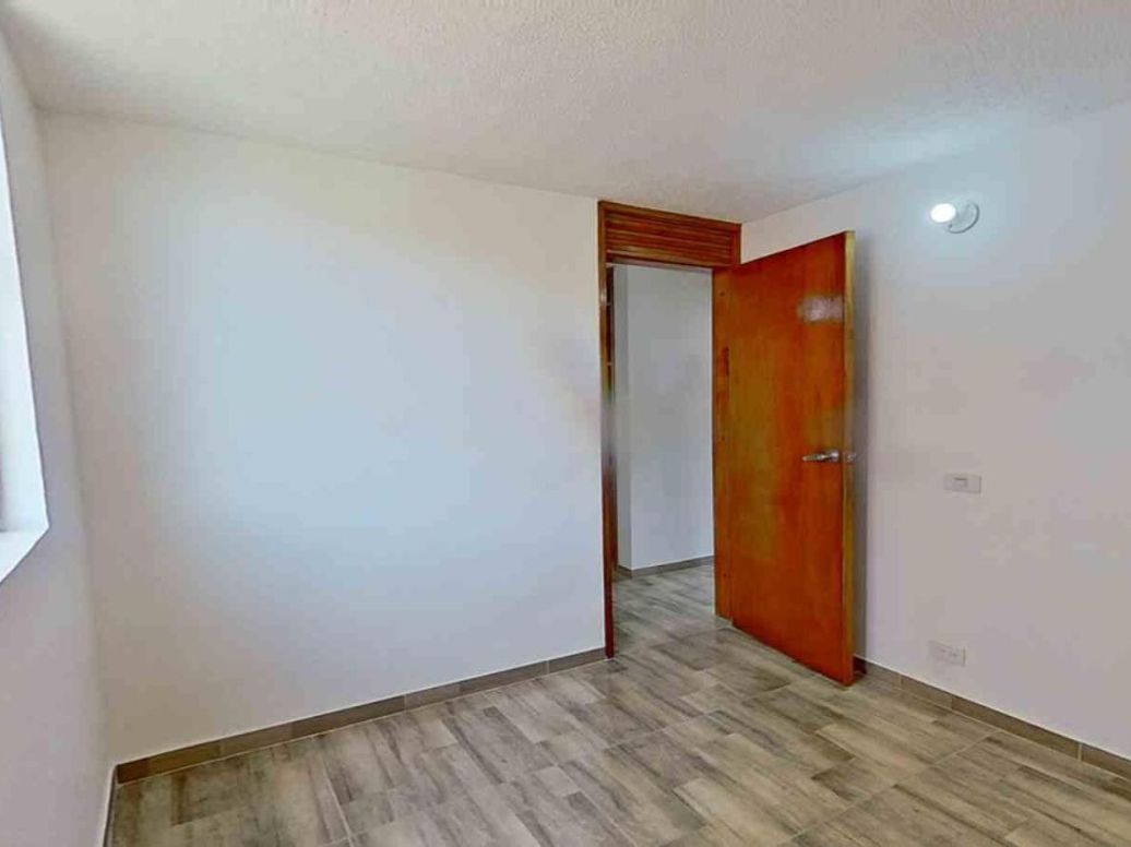 Apartamento de 2 alcobas en venta en Engativá, Bogotá, 49 m² · foto 4 de 16