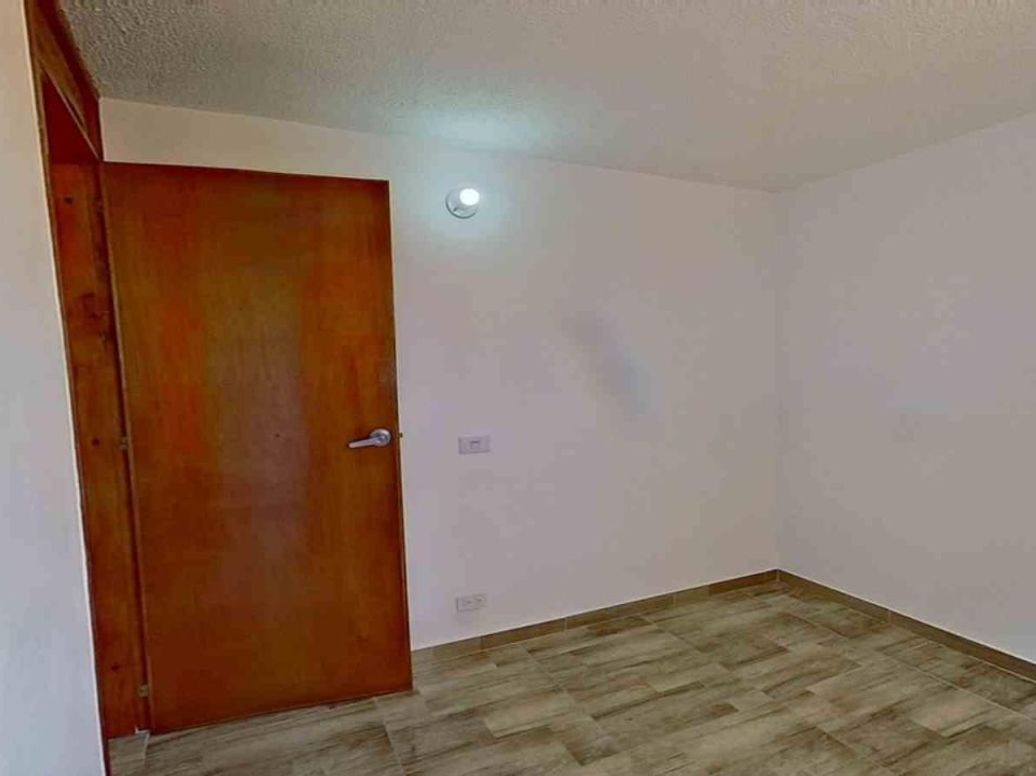 Apartamento de 2 alcobas en venta en Engativá, Bogotá, 49 m² · foto 9 de 16