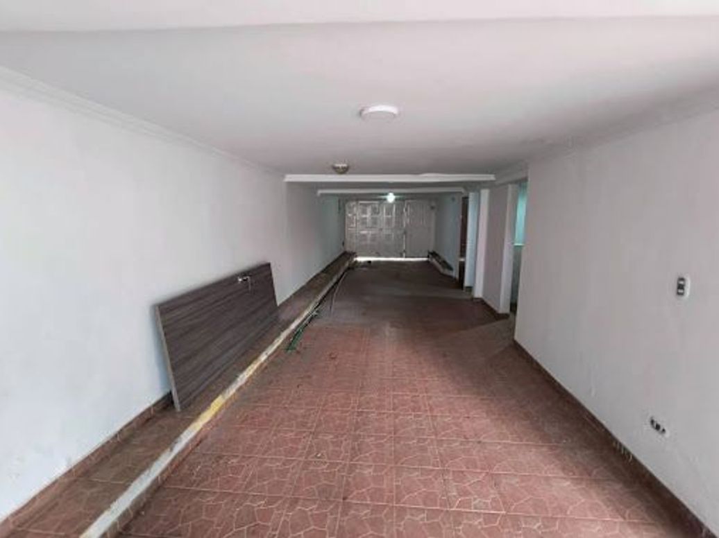 Casa de 5 alcobas en venta en Chapinero Alto, Bogotá, 347 m² · foto 2 de 20