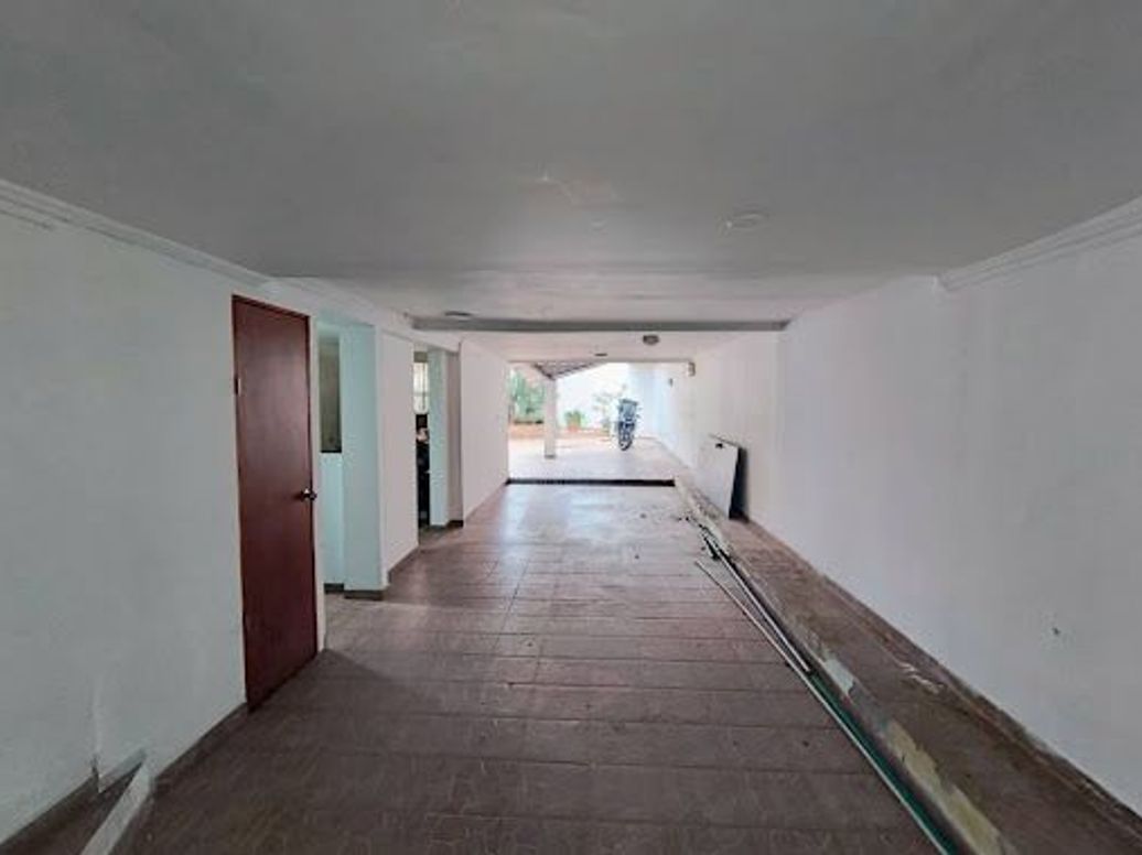Casa de 5 alcobas en venta en Chapinero Alto, Bogotá, 347 m² · foto 3 de 20