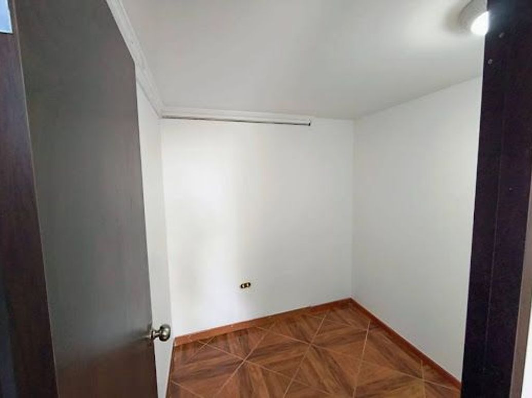 Casa de 5 alcobas en venta en Chapinero Alto, Bogotá, 347 m² · foto 6 de 20