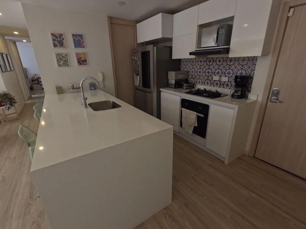 Apartamento de 3 alcobas en venta en Emaus, Bogotá, 111 m² · foto 3 de 20