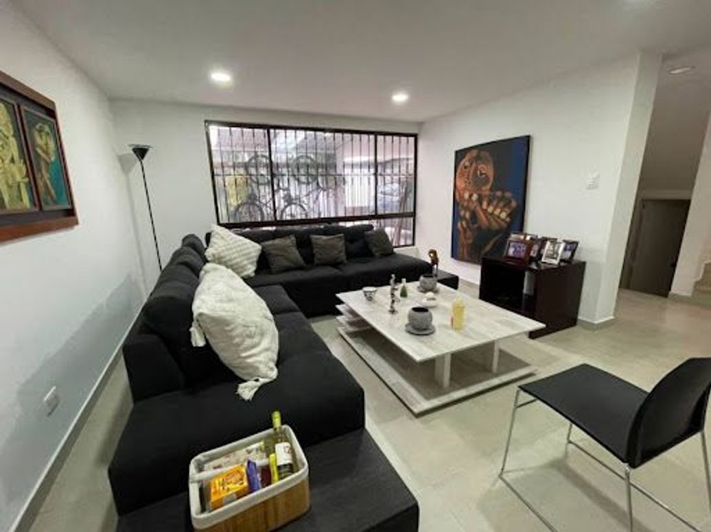 Casa de 5 alcobas en venta en Modelia, Bogotá, 300 m² · foto 15 de 20