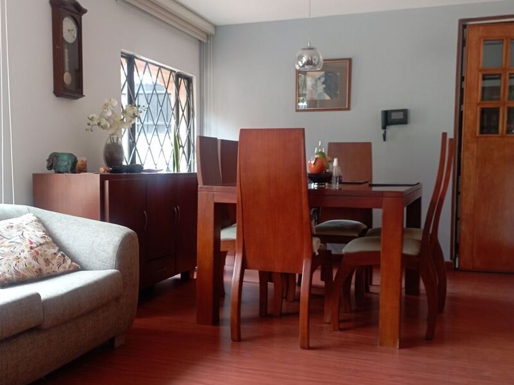 Casa de 3 alcobas en venta en Caobos Salazar, Bogotá, 121 m² · foto 8 de 20