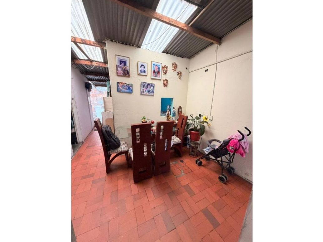 Casa de 3 alcobas en venta en Zona Franca, Bogotá, 80 m² · foto 2 de 20