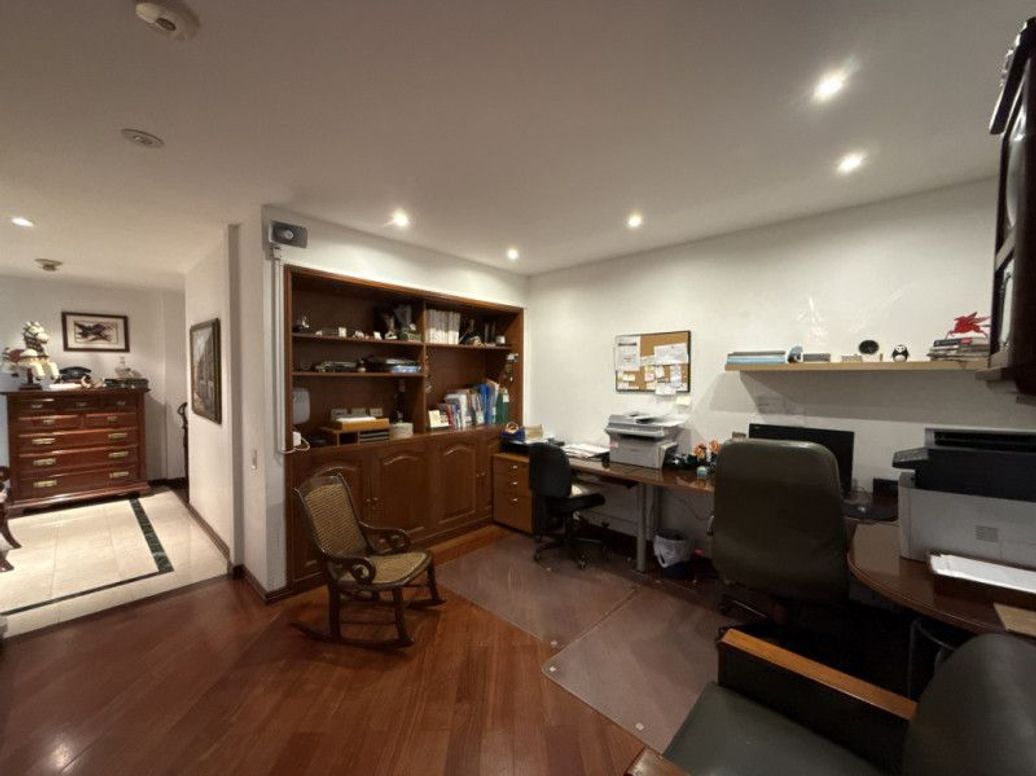 Apartamento de 3 alcobas en venta en Santa Bibiana, Bogotá, 219 m² · foto 17 de 20