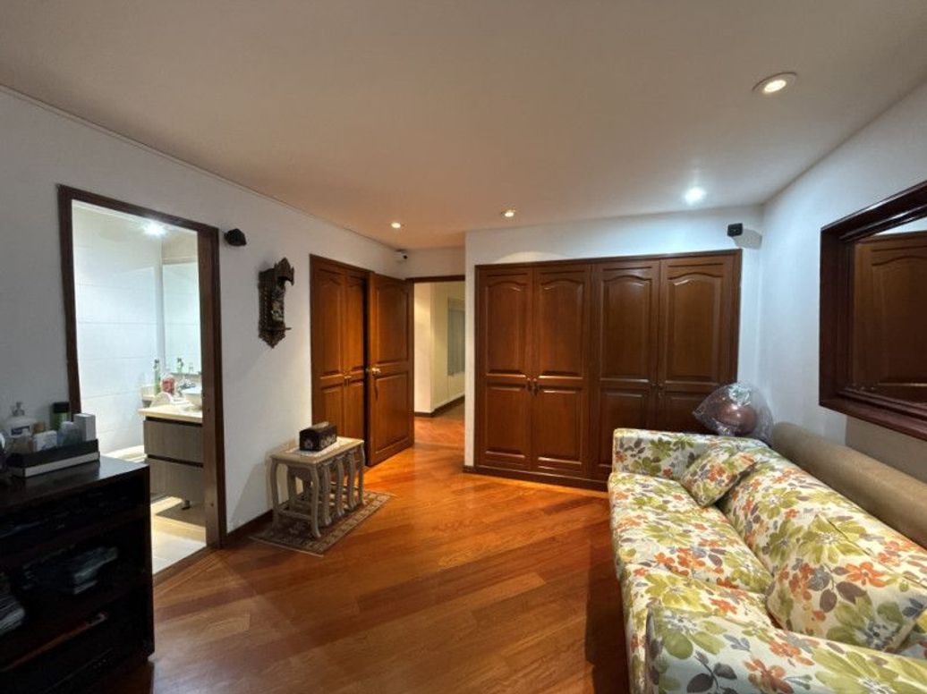Apartamento de 3 alcobas en venta en Santa Bibiana, Bogotá, 219 m² · foto 10 de 20