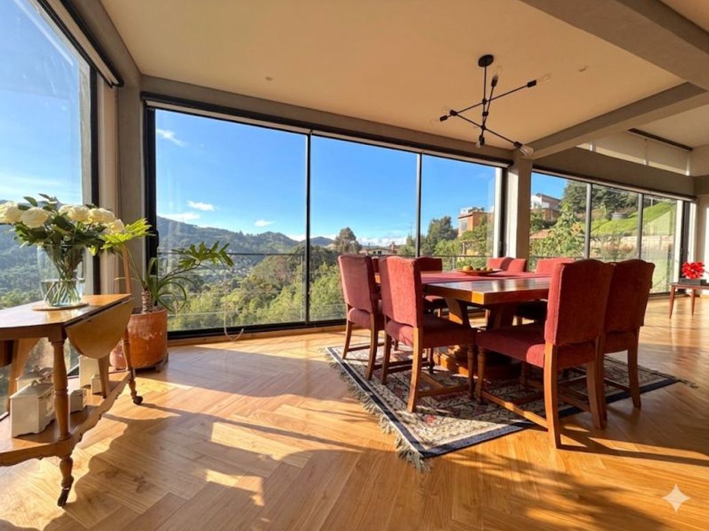 Casa de 3 alcobas en venta en San Isidro, Bogotá, 270 m² · foto 7 de 20