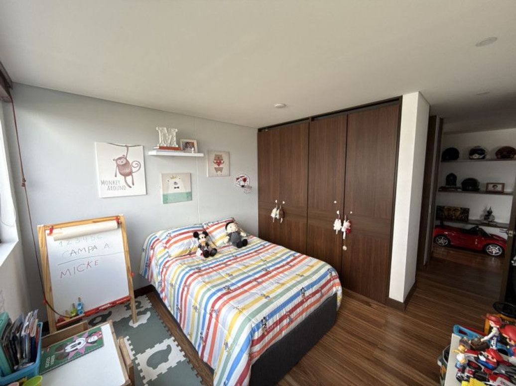Apartamento de 3 alcobas en venta en Club De Los Lagartos, Bogotá, 155 m² · foto 16 de 20