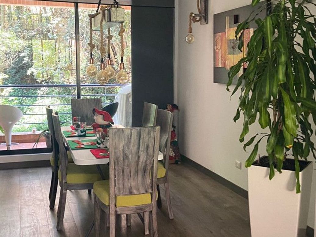 Apartamento de 4 alcobas en venta en Casa Blanca Suba, Bogotá, 224 m² · foto 2 de 13