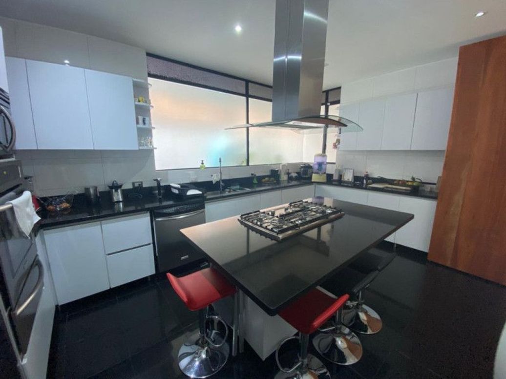 Casa de 4 alcobas en venta en Niza Suba, Bogotá, 340 m² · foto 4 de 20