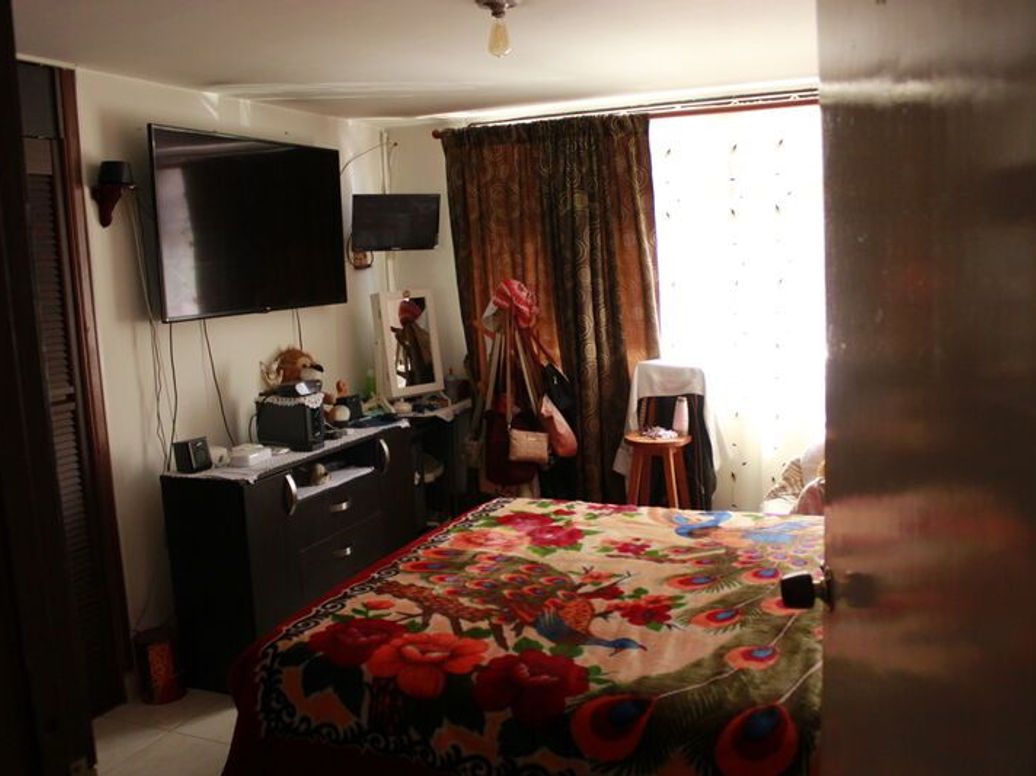 Casa de 7 alcobas en venta en Bonanza, Bogotá, 285 m² · foto 9 de 12