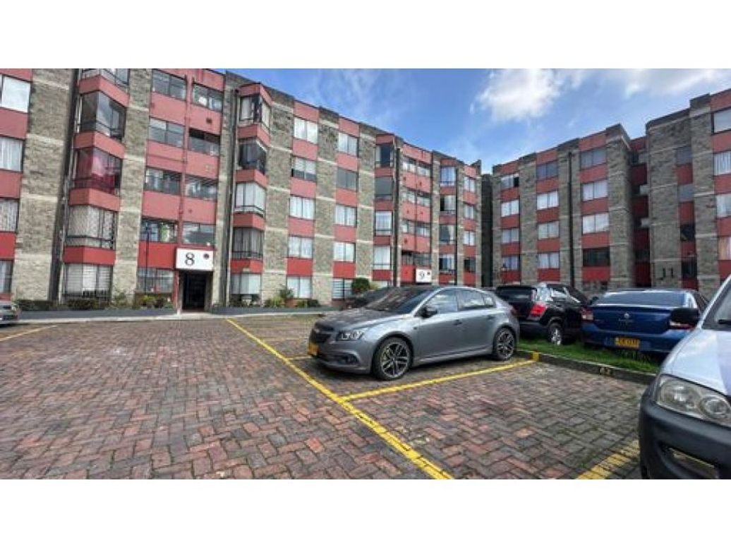 Apartamento de 3 alcobas en venta en Las Flores, Bogotá, 65 m² · foto 18 de 19