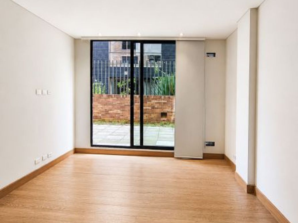 Apartamento de 1 alcoba en venta en Chico Norte Et. Iii, Bogotá, 51 m² · foto 4 de 8