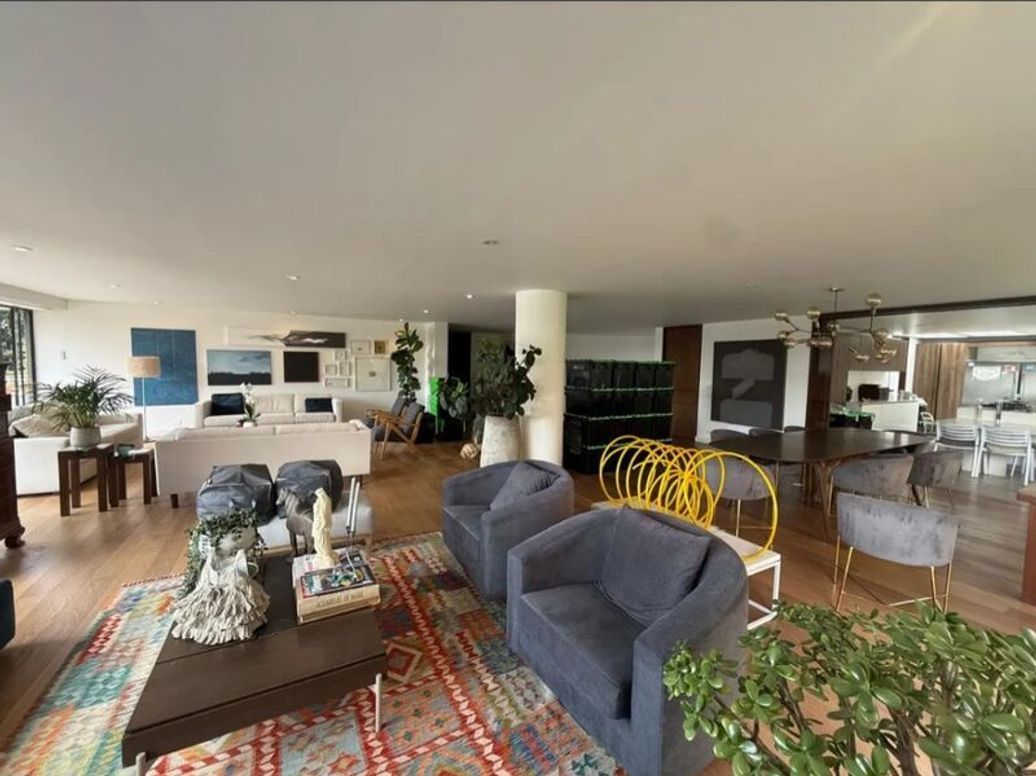 Apartamento de 4 alcobas en venta en El Seminario, Bogotá, 400 m² · foto 3 de 14
