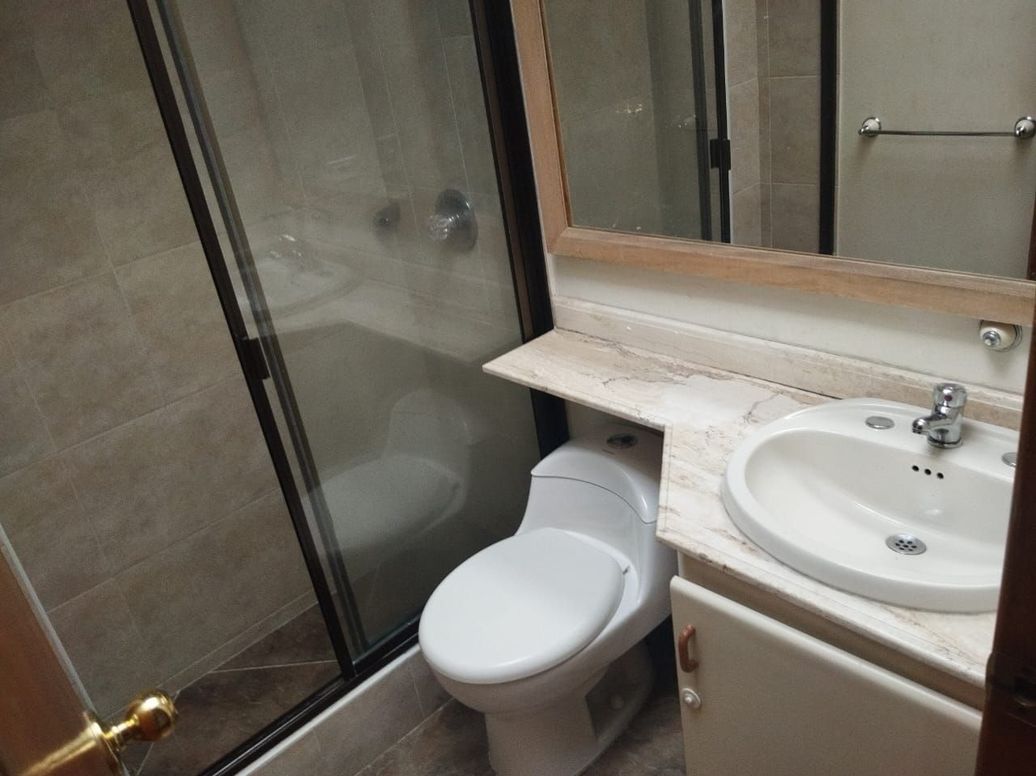 Apartamento de 3 alcobas en venta en Campin Occidental, Bogotá, 118 m² · foto 17 de 20