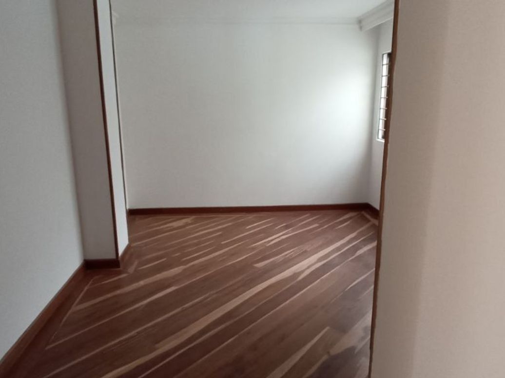 Apartamento de 3 alcobas en venta en Campin Occidental, Bogotá, 116 m² · foto 2 de 17
