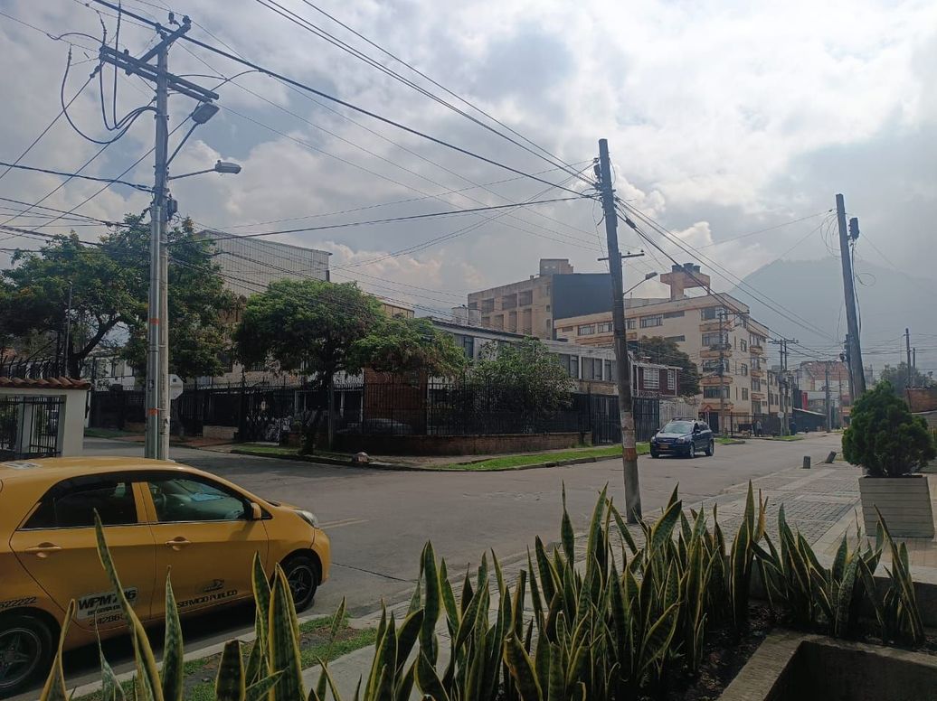 Apartamento de 2 alcobas en venta en San Luis, Bogotá, 56 m² · foto 6 de 16