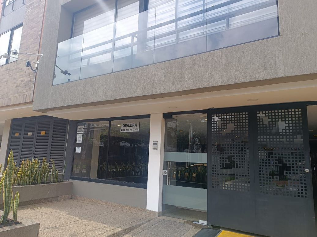 Apartamento de 2 alcobas en venta en San Luis, Bogotá, 56 m² · foto 2 de 16