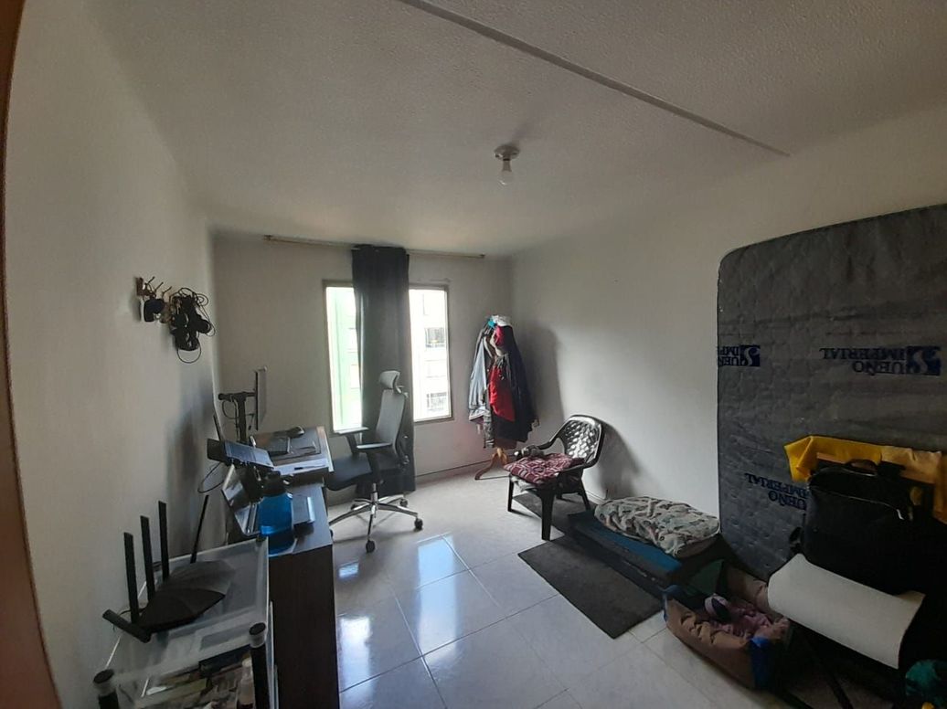 Apartamento de 3 alcobas en venta en Balcones De Oriente, Bogotá, 74 m² · foto 10 de 18