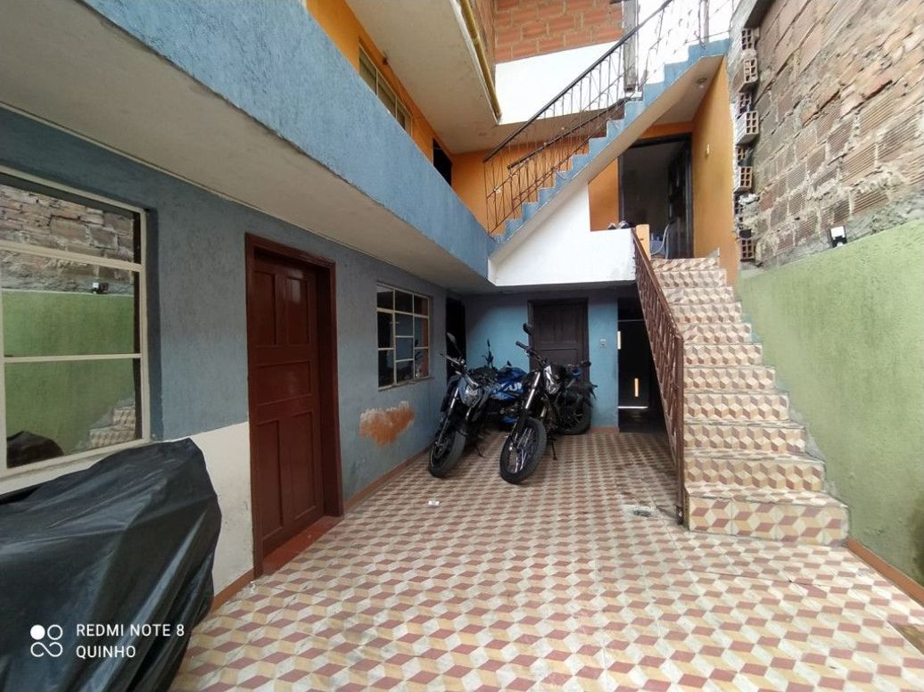 Casa de 6 alcobas en venta en San Jorge Sur, Bogotá, 250 m² · foto 11 de 18