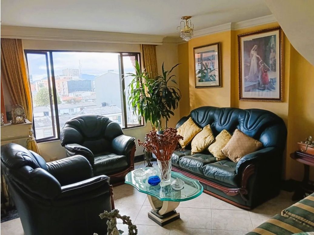 Casa de 3 alcobas en venta en Nicolas De Federman, Bogotá, 134 m² · foto 3 de 20